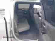 2020 Chevrolet Silverado 1500 Custom z VIN 3GCPWBEF2LG302881, wystawiony jako IAAI lot #43100349 z przebiegiem 89 376 mil mil oraz . Historia ofert i sprzedaży dostępna na DreamBid. Obrazek 8.