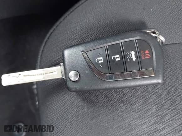 2021 Toyota Camry LE with VIN 4T1C11AK8MU548158, listed as a IAAI auction lot 43333222 with 34,824 mi miles and . Bid and sale history available at DreamBid. Image 11.