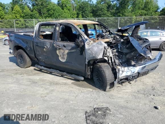 2020 Chevrolet Silverado 1500 LT z VIN 3GCPYDEK5LG353830, wystawiony jako Copart lot #59171115 z przebiegiem Nie podano mil oraz Szkoda całkowita • Salvage title. Historia ofert i sprzedaży dostępna na DreamBid. Obrazek 4.