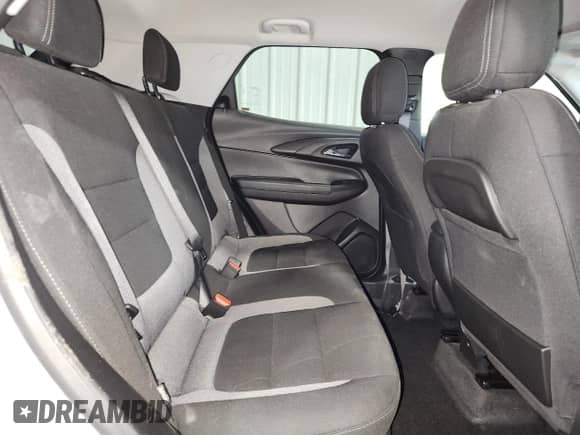 2024 Chevrolet TrailBlazer LT z VIN KL79MPS24RB177930, wystawiony jako Copart lot #62751385 z przebiegiem 16 332 mil mil oraz Czysty tytuł • Clean title. Historia ofert i sprzedaży dostępna na DreamBid. Obrazek 10.