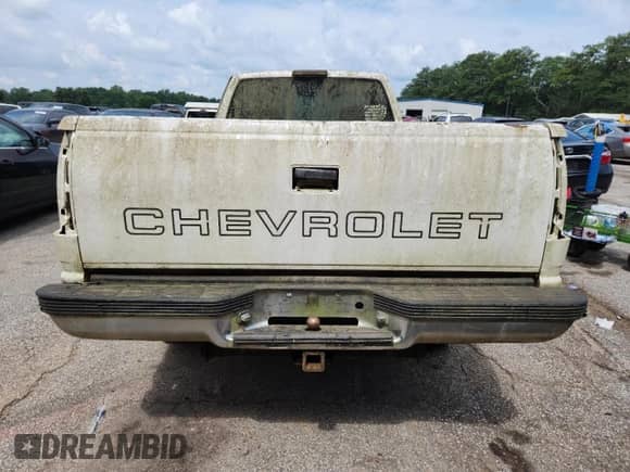 2000 Chevrolet Silverado 2500 с VIN 1GCGC24R3YR105777, выставлен на аукционе Copart как лот 62659635 с пробегом 159 127 миль миль и Чистый • Clean title. История ставок и продаж доступна на DreamBid. Изображение 6.