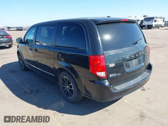 2018 Dodge Grand Caravan SE with VIN 2C4RDGBG2JR221704, listed as a IAAI auction lot 43284188 with 120,397 mi miles and . Bid and sale history available at DreamBid. Image 3.