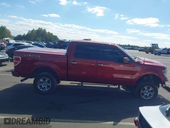 2012 Ford F-150 XLT z VIN 1FTFW1ET2CKE30011, wystawiony jako IAAI lot #43410549 z przebiegiem 108 054 mil mil oraz . Historia ofert i sprzedaży dostępna na DreamBid. Obrazek 14.