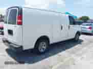 2007 Chevrolet Express Cargo z VIN 1GCFG15X271134465, wystawiony jako IAAI lot #43072096 z przebiegiem 279 432 mil mil oraz . Historia ofert i sprzedaży dostępna na DreamBid. Obrazek 4.