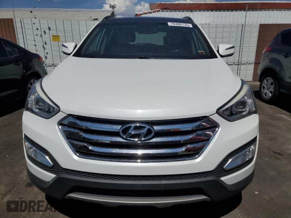 2014 Hyundai Santa Fe with VIN 5XYZU3LB0EG156566, listed as a Copart auction lot 70406135 with 113,866 mi miles and Clean title. Bid and sale history available at DreamBid. Image 5.