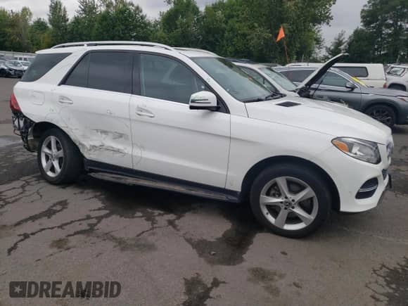 2018 Mercedes-Benz GLE 350 with VIN 4JGDA5JB5JB180346, listed as a Copart auction lot 67928935 with 67,836 mi miles and Salvage title. Bid and sale history available at DreamBid. Image 4.