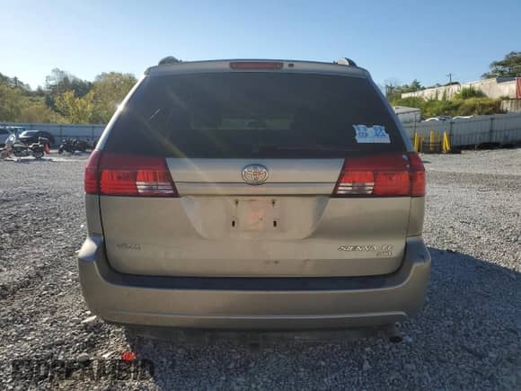 2005 Toyota Sienna LE with VIN 5TDBA23C85S044081, listed as a Copart auction lot 85082455 with 189,547 mi miles and Salvage title. Bid and sale history available at DreamBid. Image 6.