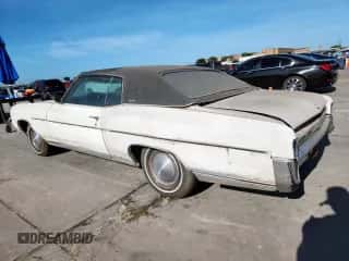 1971 Chevrolet Monte Carlo z VIN 138571L156489, wystawiony jako Copart lot #62343445 z przebiegiem 29 672 mil mil oraz Czysty tytuł • Clean title. Historia ofert i sprzedaży dostępna na DreamBid. Obrazek 2.