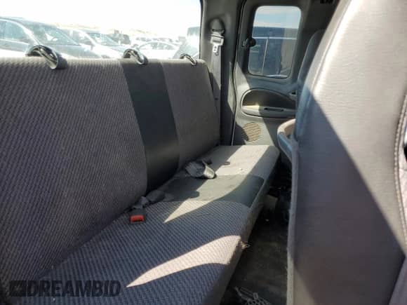 2001 Dodge 1500 с VIN 3B7HC13Y51G773688, выставлен на аукционе Copart как лот 72049464 с пробегом Не указан миль и Списание • Salvage title. История ставок и продаж доступна на DreamBid. Изображение 10.