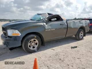 2012 Ram 1500 ST z VIN 3C6JD6DP4CG255194, wystawiony jako Copart lot #59782425 z przebiegiem 102 259 mil mil oraz Szkoda całkowita • Salvage title. Historia ofert i sprzedaży dostępna na DreamBid. Obrazek 1.