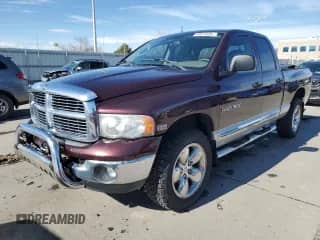 2004 Dodge 1500 ST z VIN 1D3HU18D64J241153, wystawiony jako Copart lot #48014655 z przebiegiem 136 297 mil mil oraz Szkoda całkowita • Salvage title. Historia ofert i sprzedaży dostępna na DreamBid. Obrazek 1.