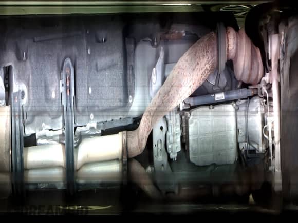 2014 Chrysler 300 C z VIN 2C3CCAKT8EH229468, wystawiony jako Copart lot #69706705 z przebiegiem 161 610 mil mil oraz Czysty tytuł • Clean title. Historia ofert i sprzedaży dostępna na DreamBid. Obrazek 13.