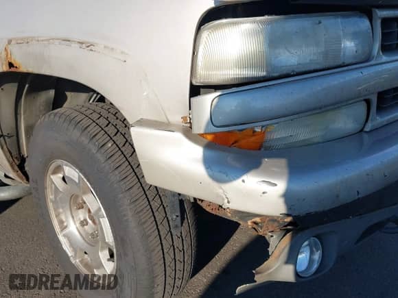 2006 Chevrolet Suburban Z71 с VIN 1GNFK16Z46J172025, выставлен на аукционе IAAI как лот 42867624 с пробегом 351 822 миль миль и . История ставок и продаж доступна на DreamBid. Изображение 6.
