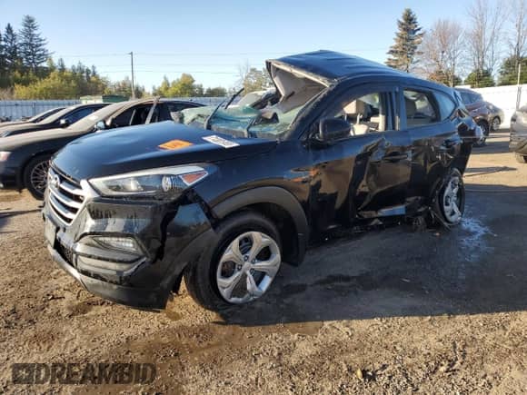 2017 Hyundai Tucson SE z VIN KM8J23A43HU285830, wystawiony jako Copart lot #71301955 z przebiegiem Nie podano mil oraz Nie do naprawy • Non repairable. Historia ofert i sprzedaży dostępna na DreamBid. Obrazek 1.