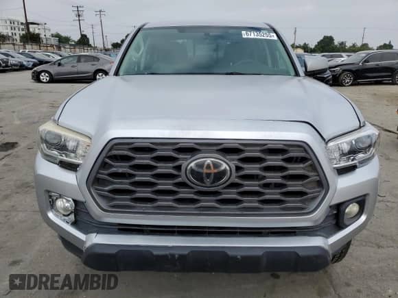 2016 Toyota Tacoma SR5 с VIN 5TFAX5GN7GX052127, выставлен на аукционе Copart как лот 67135255 с пробегом 153 012 миль миль и Списание • Salvage title. История ставок и продаж доступна на DreamBid. Изображение 5.