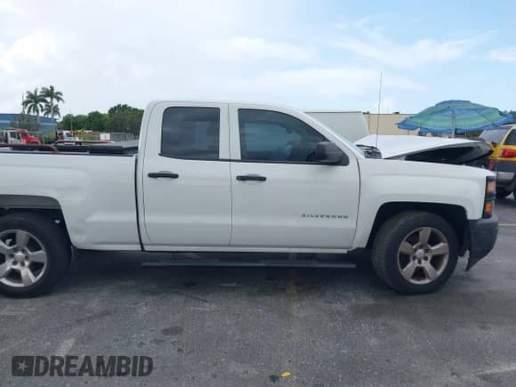 2015 Chevrolet Silverado 1500 Work Truck с VIN 1GCRCPEH6FZ298483, выставлен на аукционе IAAI как лот 42416092 с пробегом 81 453 миль миль и . История ставок и продаж доступна на DreamBid. Изображение 13.