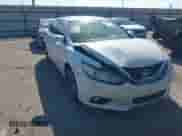 2016 Nissan Altima S с VIN 1N4AL3AP1GC263010, выставлен на аукционе IAAI как лот 43265385 с пробегом 115 714 миль миль и . История ставок и продаж доступна на DreamBid. Изображение 6.