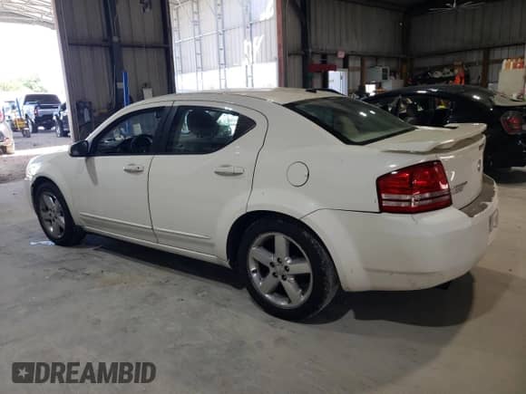 2008 Dodge Avenger R/T z VIN 1B3LC76M28N191380, wystawiony jako Copart lot #63839695 z przebiegiem 235 502 mil mil oraz Szkoda całkowita • Salvage title. Historia ofert i sprzedaży dostępna na DreamBid. Obrazek 2.