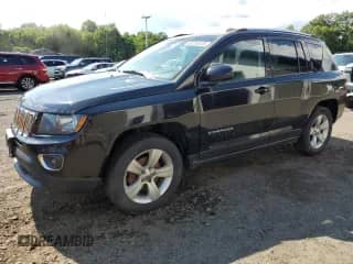 2015 Jeep Compass Latitude with VIN 1C4NJDEB6FD366485, listed as a Copart auction lot 69150575 with 184,476 mi miles and Clean title. Bid and sale history available at DreamBid. Image 1.
