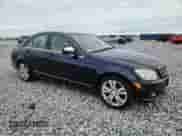 2008 Mercedes-Benz C 300 Sport z VIN WDDGF81X88F165011, wystawiony jako Copart lot #70551805 z przebiegiem 146 539 mil mil oraz Czysty tytuł • Clean title. Historia ofert i sprzedaży dostępna na DreamBid. Obrazek 4.