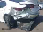 2023 Toyota Camry SE z VIN 4T1G11AK8PU812839, wystawiony jako IAAI lot #43408871 z przebiegiem 24 277 mil mil oraz . Historia ofert i sprzedaży dostępna na DreamBid. Obrazek 18.