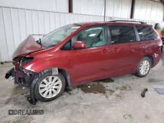 2013 Toyota Sienna LE with VIN 5TDJK3DC6DS053681, listed as a Copart auction lot 81803055 with 148,597 mi miles and Salvage title. Bid and sale history available at DreamBid. Image 1.