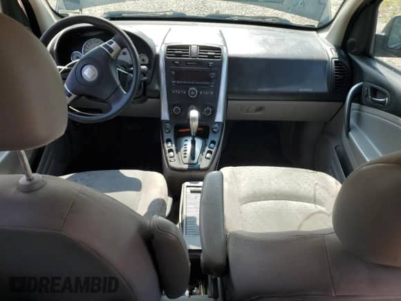 2007 Saturn VUE I4 z VIN 5GZCZ33D27S840393, wystawiony jako Copart lot #64789944 z przebiegiem Nie podano mil oraz Nie do naprawy • Non repairable. Historia ofert i sprzedaży dostępna na DreamBid. Obrazek 8.