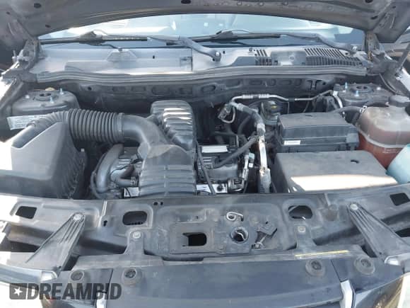 2006 Saturn VUE with VIN 5GZCZ33D76S833888, listed as a IAAI auction lot 43401557 with 220,897 mi miles and . Bid and sale history available at DreamBid. Image 10.