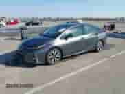 2018 Toyota Prius Plus z VIN JTDKARFP9J3072801, wystawiony jako IAAI lot #41741739 z przebiegiem 80 953 mil mil oraz . Historia ofert i sprzedaży dostępna na DreamBid. Obrazek 2.