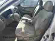 2003 Hyundai Sonata GLS z VIN KMHWF35H53A875187, wystawiony jako Copart lot #56355275 z przebiegiem 203 175 mil mil oraz Szkoda całkowita • Salvage title. Historia ofert i sprzedaży dostępna na DreamBid. Obrazek 7.