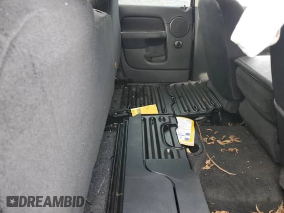 2004 Dodge 3500 SLT z VIN 3D7MU48C94G255541, wystawiony jako Copart lot #73624854 z przebiegiem 47 554 mil mil oraz Szkoda całkowita • Salvage title. Historia ofert i sprzedaży dostępna na DreamBid. Obrazek 10.