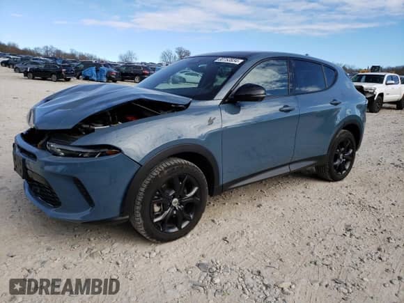 2023 Dodge Hornet GT Plus z VIN ZACNDFBN4P3A07602, wystawiony jako Copart lot #80753834 z przebiegiem 9 371 mil mil oraz Szkoda całkowita • Salvage title. Historia ofert i sprzedaży dostępna na DreamBid. Obrazek 1.