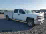 2018 Chevrolet Silverado 2500HD Work Truck с VIN 1GC1KUEGXJF279693, выставлен на аукционе Copart как лот 60118245 с пробегом 135 794 миль миль и Чистый • Clean title. История ставок и продаж доступна на DreamBid. Изображение 4.