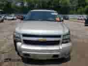 2014 Chevrolet Suburban LT with VIN 1GNSCJE06ER193781, listed as a Copart auction lot 56224305 with 154,297 mi miles and Salvage title. Bid and sale history available at DreamBid. Image 5.