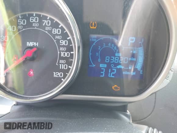 2013 Chevrolet Spark LT с VIN KL8CF6S92DC507098, выставлен на аукционе IAAI как лот 42409686 с пробегом 83 820 миль миль и . История ставок и продаж доступна на DreamBid. Изображение 7.
