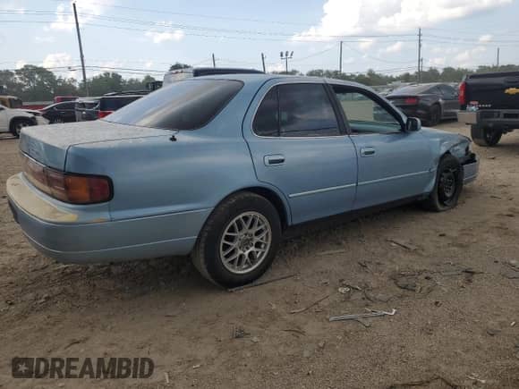 1993 Toyota Camry с VIN 4T1VK13E8PU055730, выставлен на аукционе Copart как лот 58357304 с пробегом 134 700 миль миль и Списание • Salvage title. История ставок и продаж доступна на DreamBid. Изображение 3.