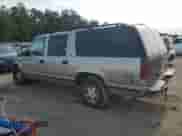 1999 Chevrolet Suburban с VIN 3GNEC16R3XG229911, выставлен на аукционе Copart как лот 55305415 с пробегом 315 759 миль миль и Списание • Salvage title. История ставок и продаж доступна на DreamBid. Изображение 2.
