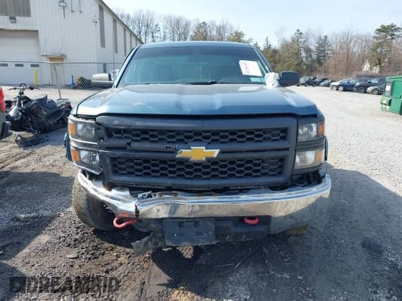 2014 Chevrolet Silverado 1500 Work Truck z VIN 1GCVKPEC8EZ140750, wystawiony jako IAAI lot #41751347 z przebiegiem 143 346 mil mil oraz . Historia ofert i sprzedaży dostępna na DreamBid. Obrazek 11.