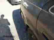 2001 Toyota Camry CE z VIN 4T1BG28K11U076564, wystawiony jako IAAI lot #43443338 z przebiegiem 196 261 mil mil oraz . Historia ofert i sprzedaży dostępna na DreamBid. Obrazek 12.
