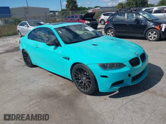 2011 BMW M3 с VIN WBSKG9C59BE645809, выставлен на аукционе IAAI как лот 43564859 с пробегом 129 374 миль миль и . История ставок и продаж доступна на DreamBid. Изображение 1.