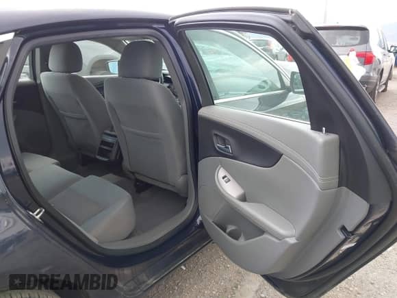 2017 Chevrolet Impala LS с VIN 1G11Z5SA7HU113695, выставлен на аукционе IAAI как лот 42586484 с пробегом 99 574 миль миль и . История ставок и продаж доступна на DreamBid. Изображение 8.