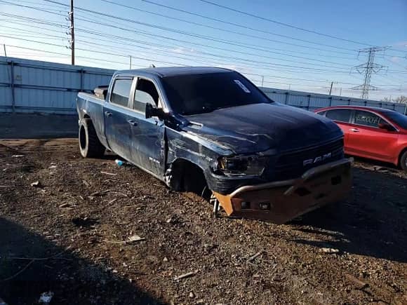 2020 Ram 1500 Big Horn with VIN 1C6SRFMT1LN222728, listed as a Copart auction lot 42394024 with Not provided miles and Salvage title. Bid and sale history available at DreamBid. Image 10.