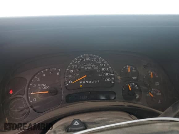 2006 Chevrolet Silverado 1500 LS z VIN 1GCEC14V36Z124910, wystawiony jako Copart lot #82015934 z przebiegiem 291 176 mil mil oraz Czysty tytuł • Clean title. Historia ofert i sprzedaży dostępna na DreamBid. Obrazek 9.