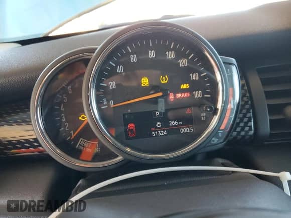 2018 MINI Hardtop Cooper S с VIN WMWXP7C58J2A47907, выставлен на аукционе Copart как лот 86537865 с пробегом 51 324 миль миль и Списание • Salvage title. История ставок и продаж доступна на DreamBid. Изображение 9.