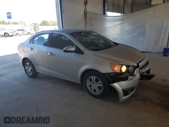 2012 Chevrolet Sonic LT с VIN 1G1JC5SH6C4119222, выставлен на аукционе Copart как лот 81915325 с пробегом 140 917 миль миль и Списание • Salvage title. История ставок и продаж доступна на DreamBid. Изображение 4.