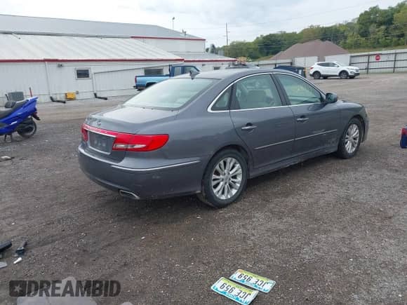 2011 Hyundai Azera GLS с VIN KMHFC4DD9BA552126, выставлен на аукционе IAAI как лот 43278833 с пробегом 116 519 миль миль и . История ставок и продаж доступна на DreamBid. Изображение 4.