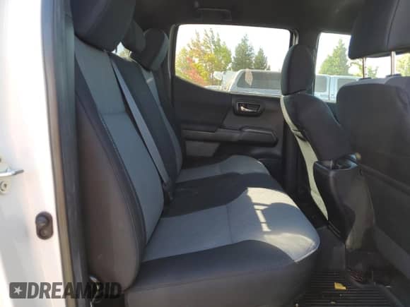 2022 Toyota Tacoma SR с VIN 3TMCZ5AN1NM504958, выставлен на аукционе Copart как лот 81156135 с пробегом 26 327 миль миль и Списание • Salvage title. История ставок и продаж доступна на DreamBid. Изображение 10.