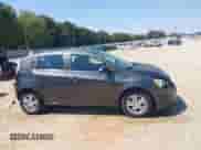 2016 Chevrolet Sonic LT с VIN 1G1JC6SH4G4160945, выставлен на аукционе IAAI как лот 43192434 с пробегом 62 563 миль миль и . История ставок и продаж доступна на DreamBid. Изображение 13.