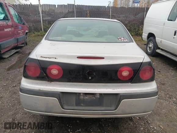 2004 Chevrolet Impala with VIN 2G1WF52E949254695, listed as a Copart auction lot 84447795 with 251,212 mi miles and Salvage title. Bid and sale history available at DreamBid. Image 6.
