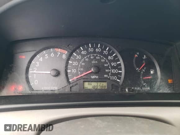 2008 Toyota Corolla CE с VIN 1NXBR32E38Z946196, выставлен на аукционе Copart как лот 84295485 с пробегом 180 788 миль миль и Чистый • Clean title. История ставок и продаж доступна на DreamBid. Изображение 9.